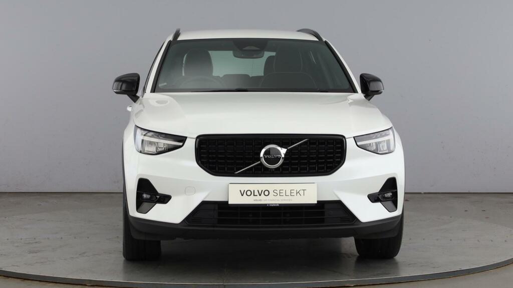 Volvo XC40 2.0 B3 Mhev Plus Dark Dct Euro 6 5-Door WR22HLC White #5
