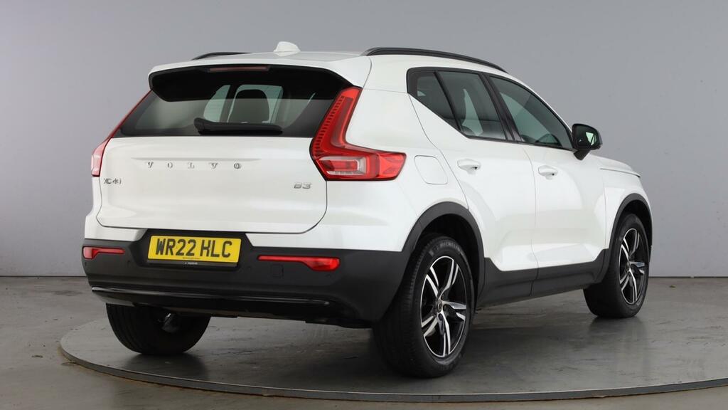 Volvo XC40 2.0 B3 Mhev Plus Dark Dct Euro 6 5-Door WR22HLC White #6
