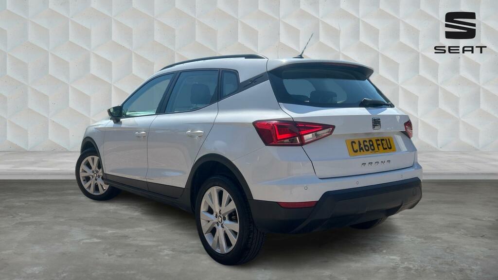 Seat Arona 1.0 Tsi Se Technology Euro 6 5-Door CA68FEU White #2