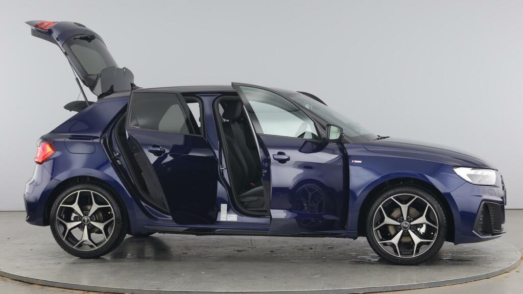 Audi A1 Sportback Black Edition 30 Tfsi 116 Ps S Tronic Blue #6