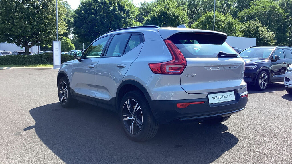 Volvo XC40 2.0 B3 Mhev Plus Dark Dct Euro 6 5-Door CJ72VHK Silver #3