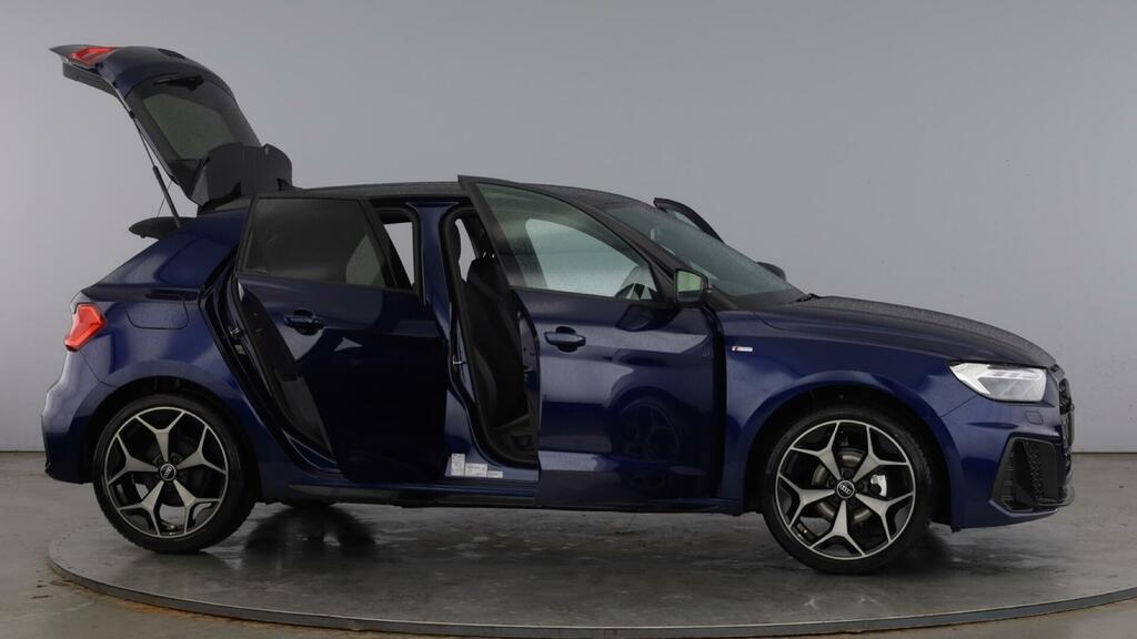 Audi A1 Sportback Black Edition 30 Tfsi 116 Ps S Tronic Blue #6