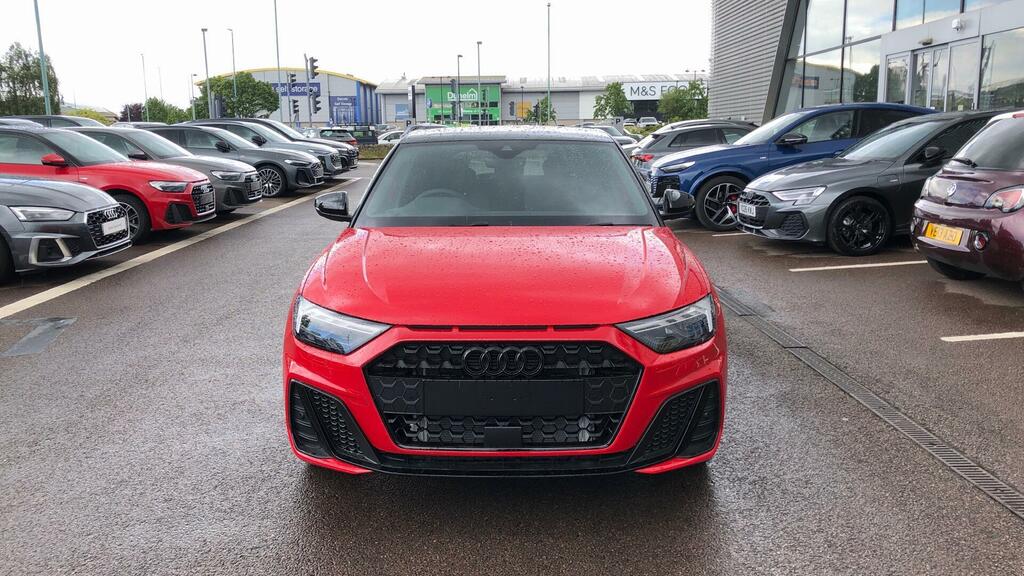 Audi A1 Sportback Black Edition 30 Tfsi 116 Ps S Tronic Red #5