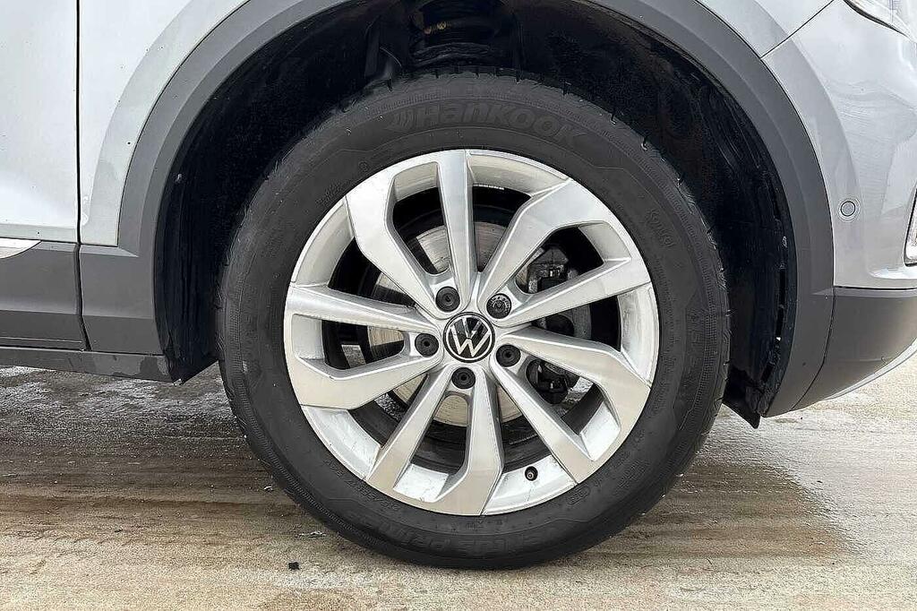 Volkswagen T-Roc Tsi Style Euro 6 5-Door GD25KWE Silver #4