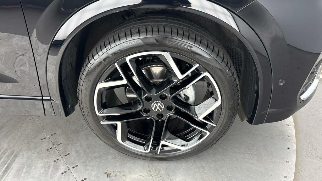 Volkswagen Tiguan Etsi Mhev R-line Dsg Euro 6 5-Door WR75ZWU Black #4