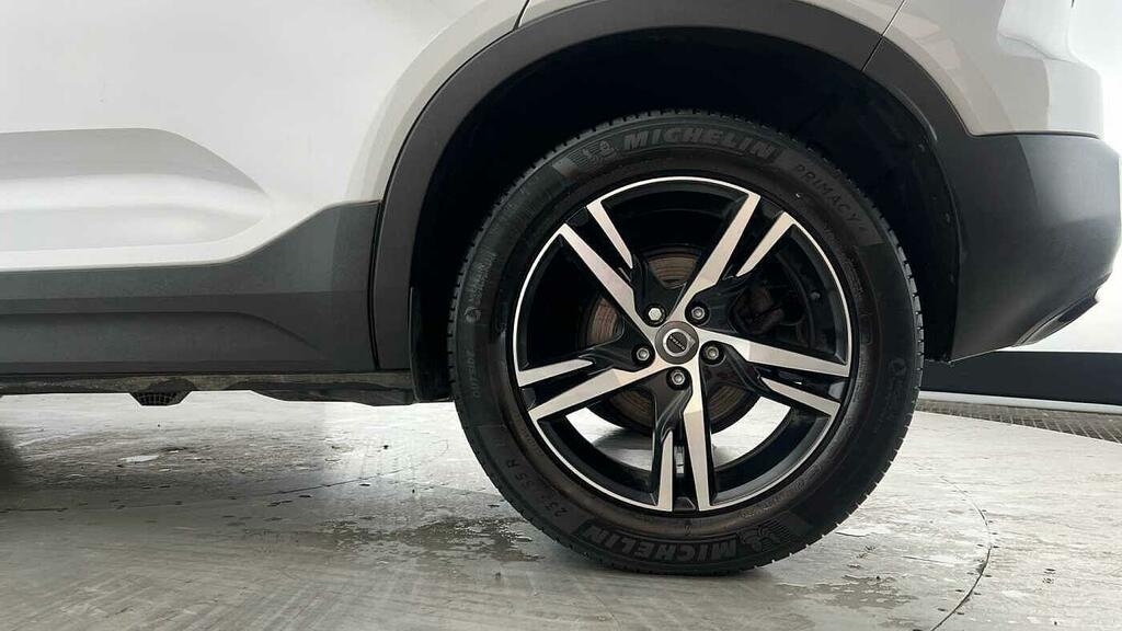 Volvo XC40 T3 R-design Euro 6 5-Door NU71VCD Silver #4