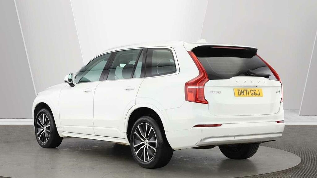 Volvo XC90 2.0 B5 Mhev Momentum 4Wd Euro 6 5-Door DN71GGJ White #3