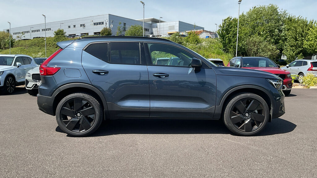 Volvo XC40 2.0 B3 Mhev Plus Black Edition Dct Euro 6 5-D CK75UUL Blue #4