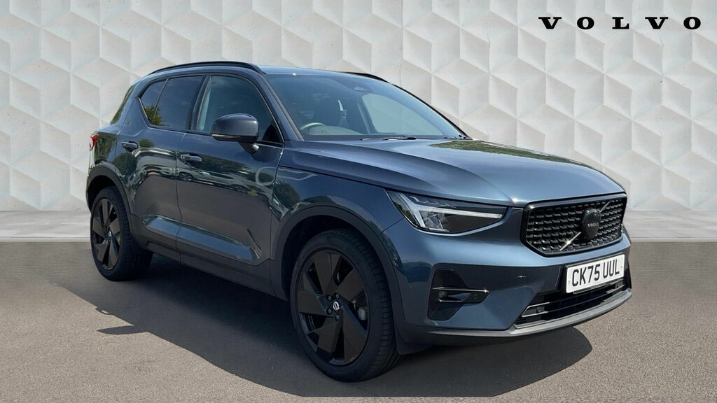 Volvo XC40 2.0 B3 Mhev Plus Black Edition Dct Euro 6 5-D Blue