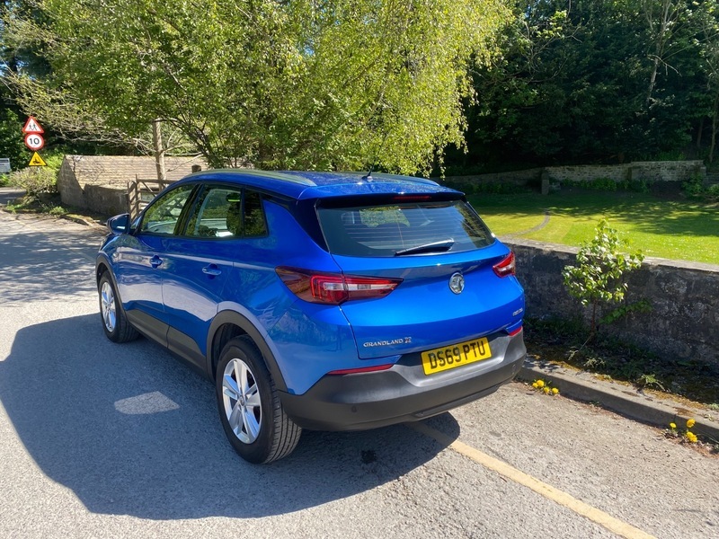 Vauxhall Grandland X 1.5 Turbo D Blueinjection DS69PTU Blue #4