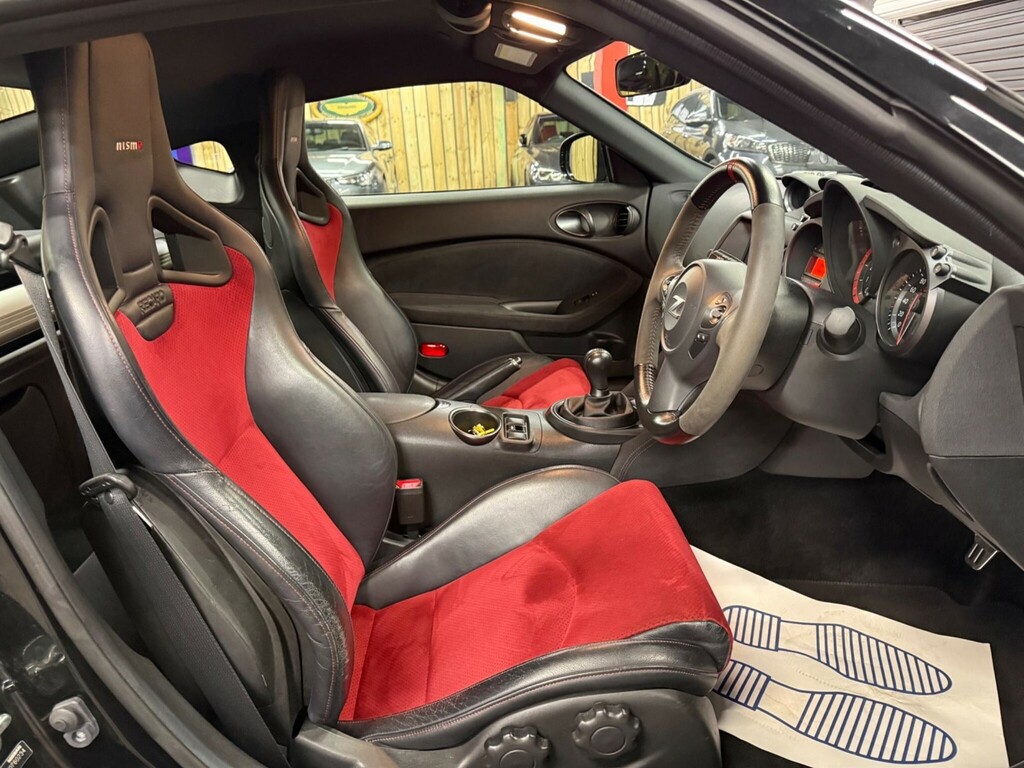 Nissan 370Z 3.7 V6 Nismo Coupe Euro 6 344 P Black #2