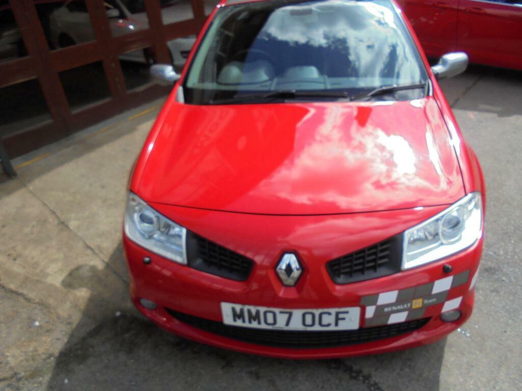 Renault Megane 2.0T Team F1 Team R26 Red #2