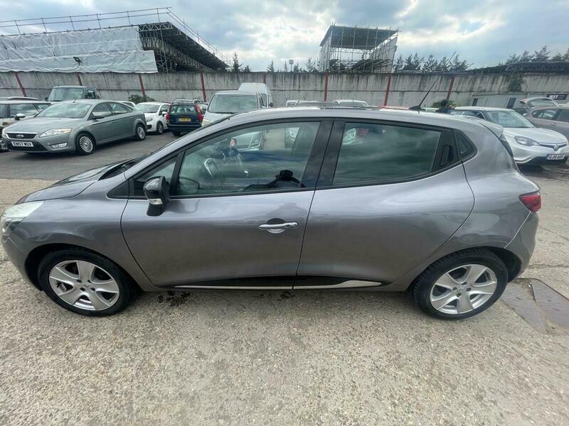 Renault Clio 1.2 16V Dynamique Medianav SH64XUR #5