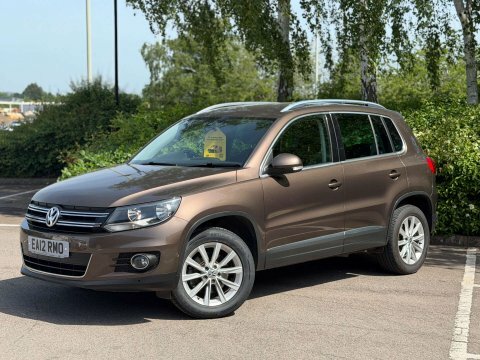 Volkswagen Tiguan 2.0 Tdi Bluemotion EA12RMO  #3
