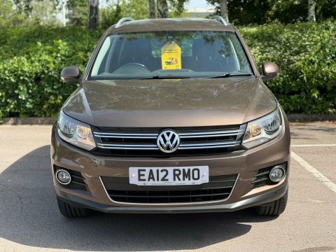 Volkswagen Tiguan 2.0 Tdi Bluemotion EA12RMO  #2
