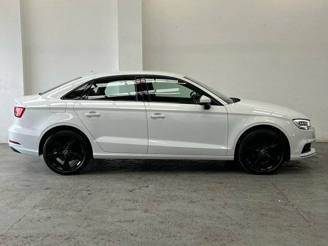 Audi A3 1.4 Tfsi Sport S Tronic White #2