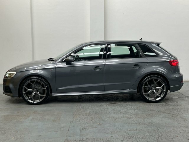 Audi A3 1.6 Tdi 30 S Line Sportback S Tronic Eu SH68YOR Grey #4