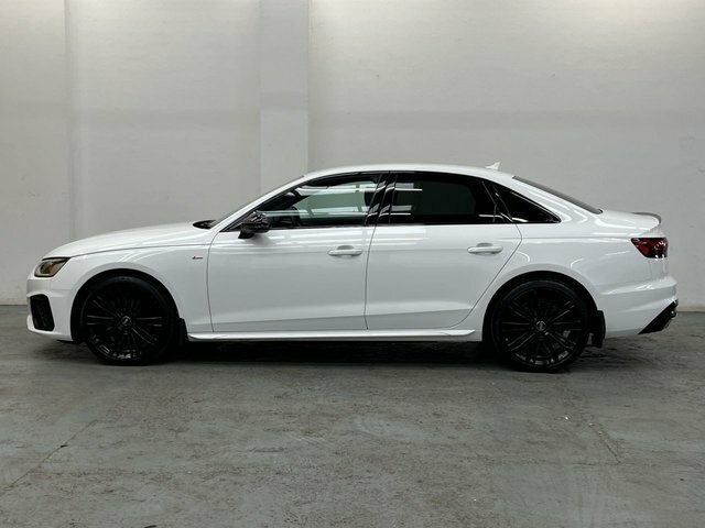 Audi A4 2.0 Tdi 35 Black Edition Saloon S Troni WN20XPH Black #4