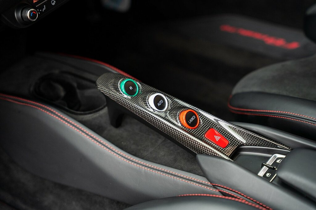Ferrari F8 Tributo 3.9T V8 Coupe F1 Dct Euro 6 Ss  #64