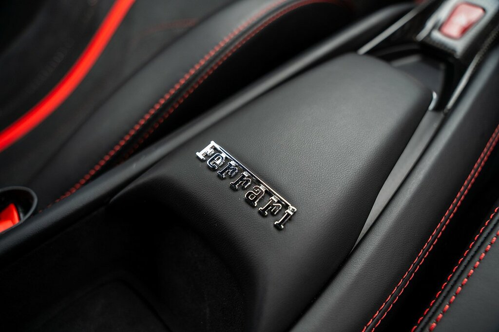 Ferrari F8 Tributo 3.9T V8 Coupe F1 Dct Euro 6 Ss  #61