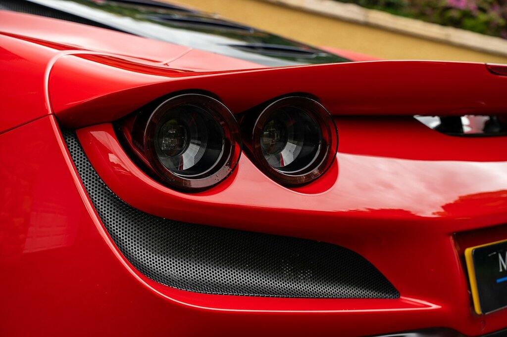 Ferrari F8 Tributo 3.9T V8 Coupe F1 Dct Euro 6 Ss  #20