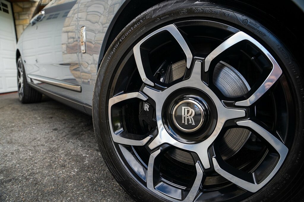 Rolls-Royce Cullinan V12 Blue #23