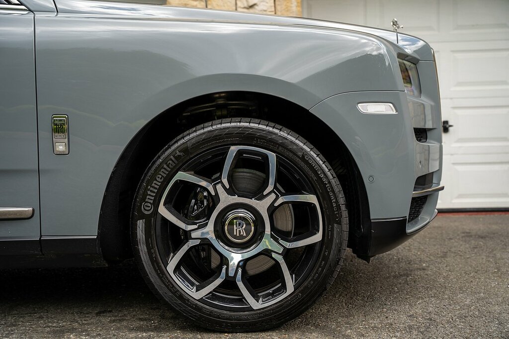Rolls-Royce Cullinan 6.75 V12 Suv 4Wd Euro 6 563 Bhp LF73AMX Grey #5
