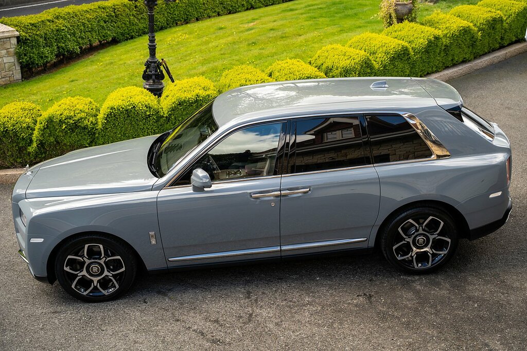 Rolls-Royce Cullinan V12 Blue #93