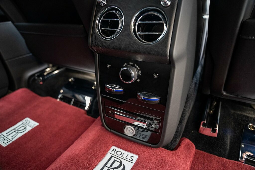 Rolls-Royce Cullinan V12 Blue #69