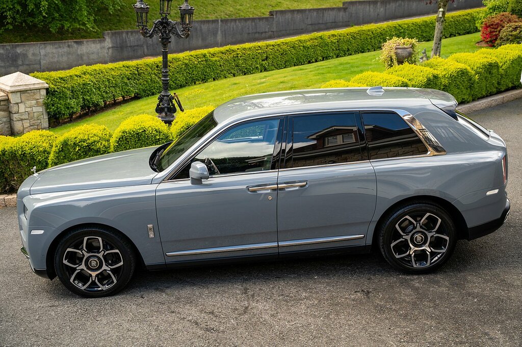 Rolls-Royce Cullinan V12 Blue #94