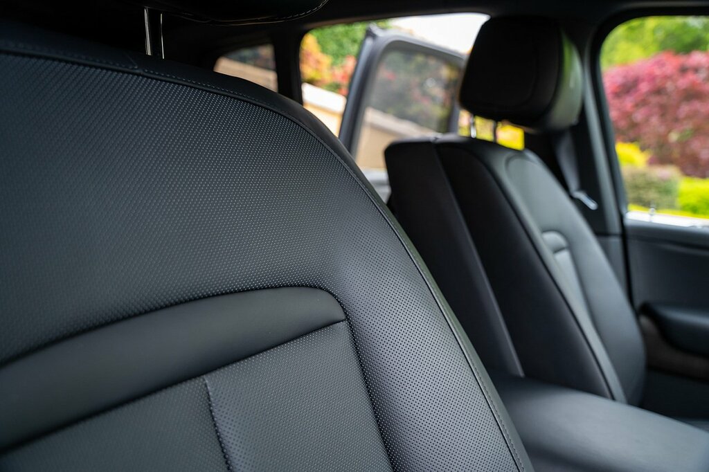 Rolls-Royce Cullinan V12 Blue #37