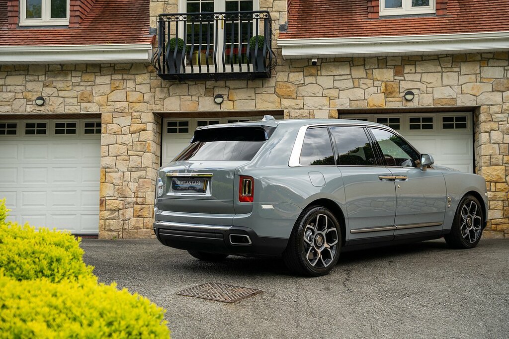 Rolls-Royce Cullinan V12 Blue #17