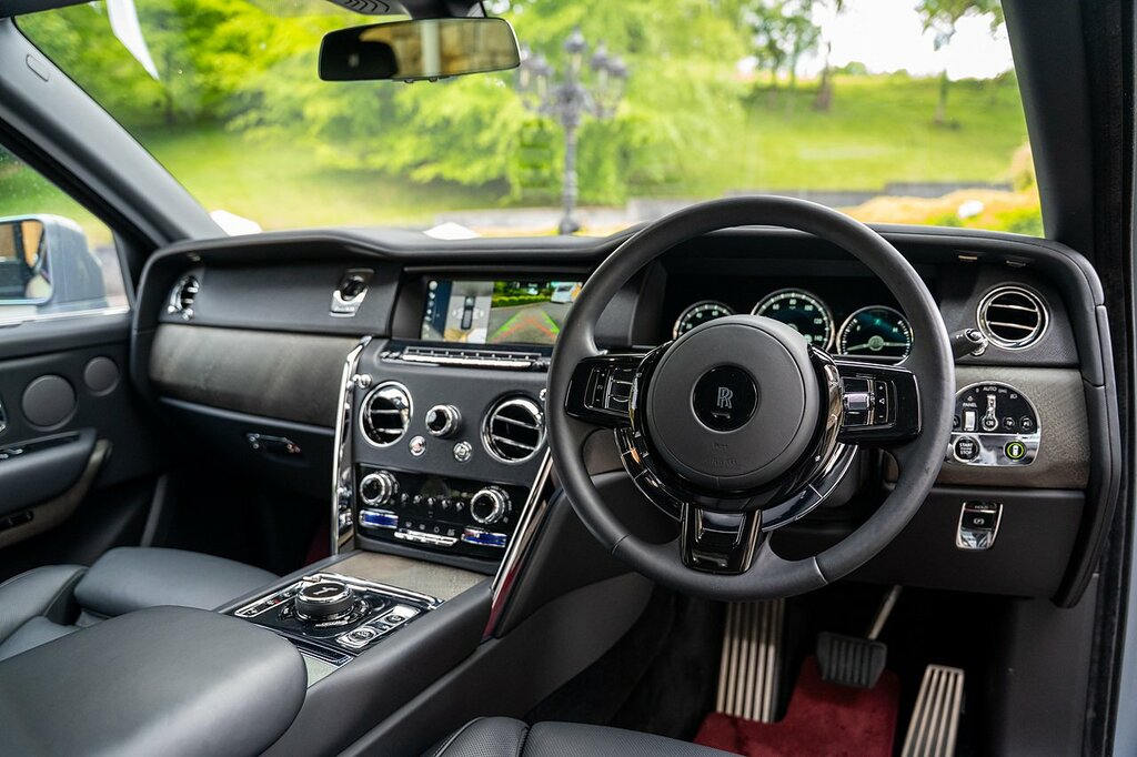 Rolls-Royce Cullinan V12 Blue #33
