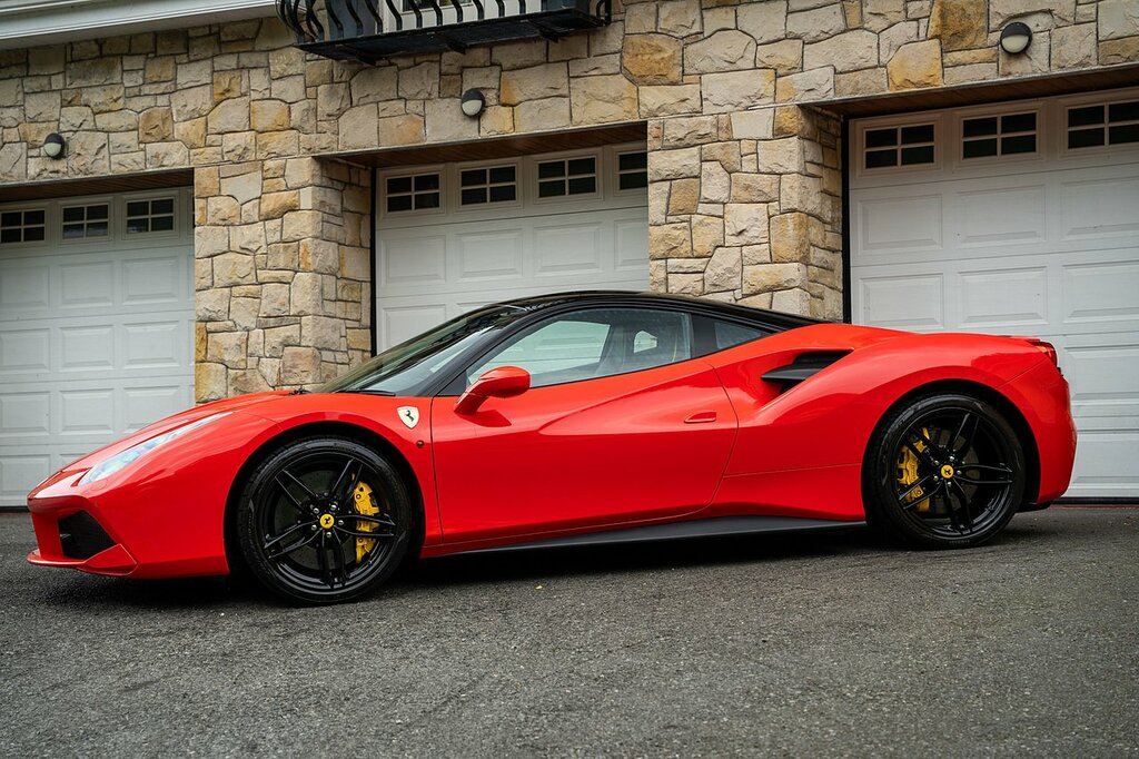 Ferrari 488 Coupe  #37