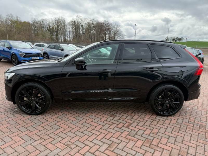 Volvo XC60 2.0 B5p 250 Awd Black Edition Plus - 2025 75 WF75ECX Black #5