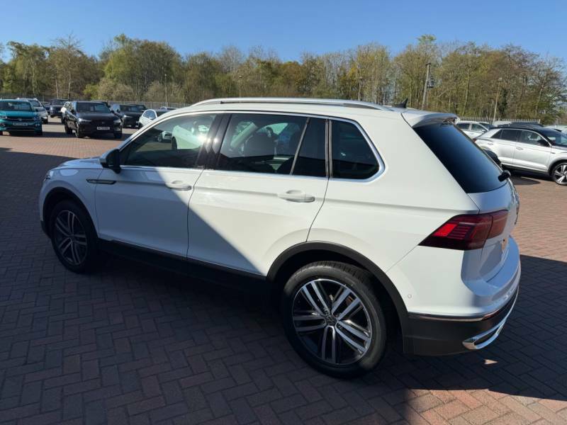 Volkswagen Tiguan 2.0Tdi 200 Elegance 4-Motion - 2021 21 SL21HLK White #6