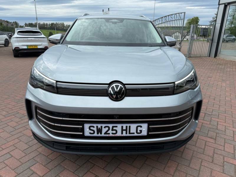 Volkswagen Tiguan 1.5E Tsi 150 Elegance - 2025 25 SW25HLG Silver #3