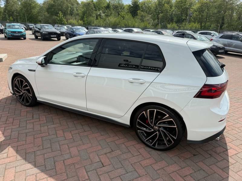 Volkswagen Golf 2.0 Gtd 200 Dsg - 2023 73 SL73EKW White #6
