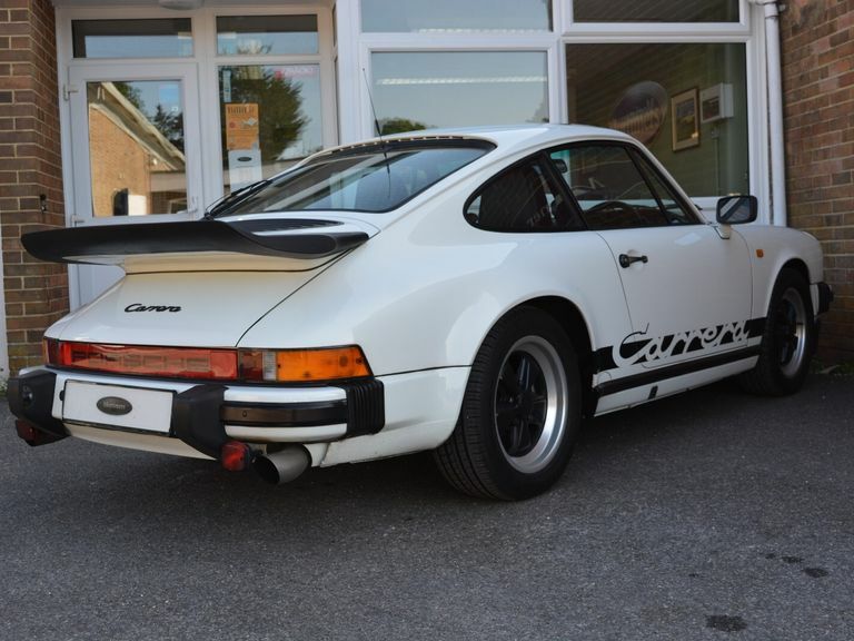 Porsche 911 Coupe Red #13