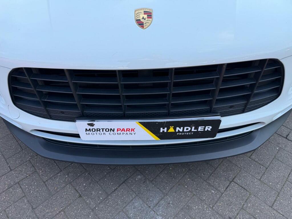 Porsche Macan Suv 3.0 Td V6 S Pdk 4Wd Euro 6 Ss 201565 LJ65XRW White #2