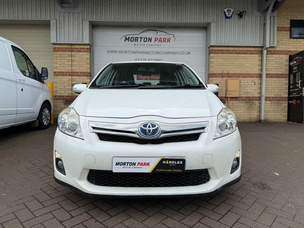 Toyota Auris Hatchback 1.8 Vvt-h T Spirit Cvt Euro 5 Ss SP61YJK White #2