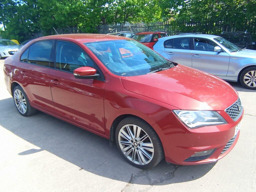 Seat Toledo 1.6 Tdi Ecomotive Style Advanced Euro 6 Ss Red