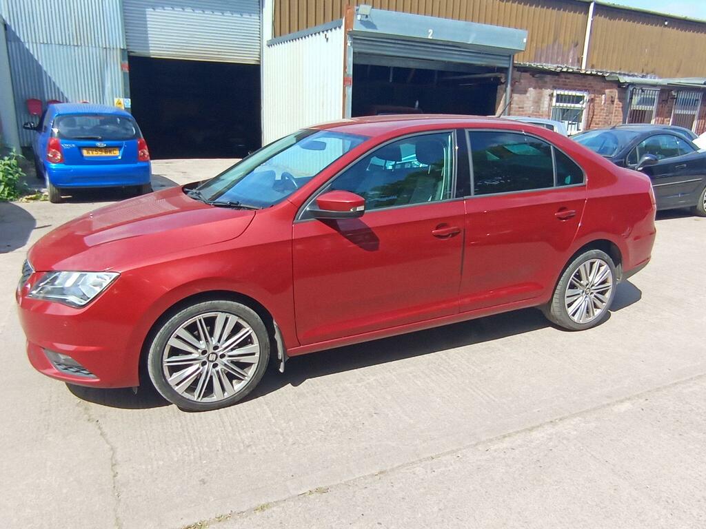 Seat Toledo 1.6 Tdi Ecomotive Style Advanced Euro 6 Ss Red #4