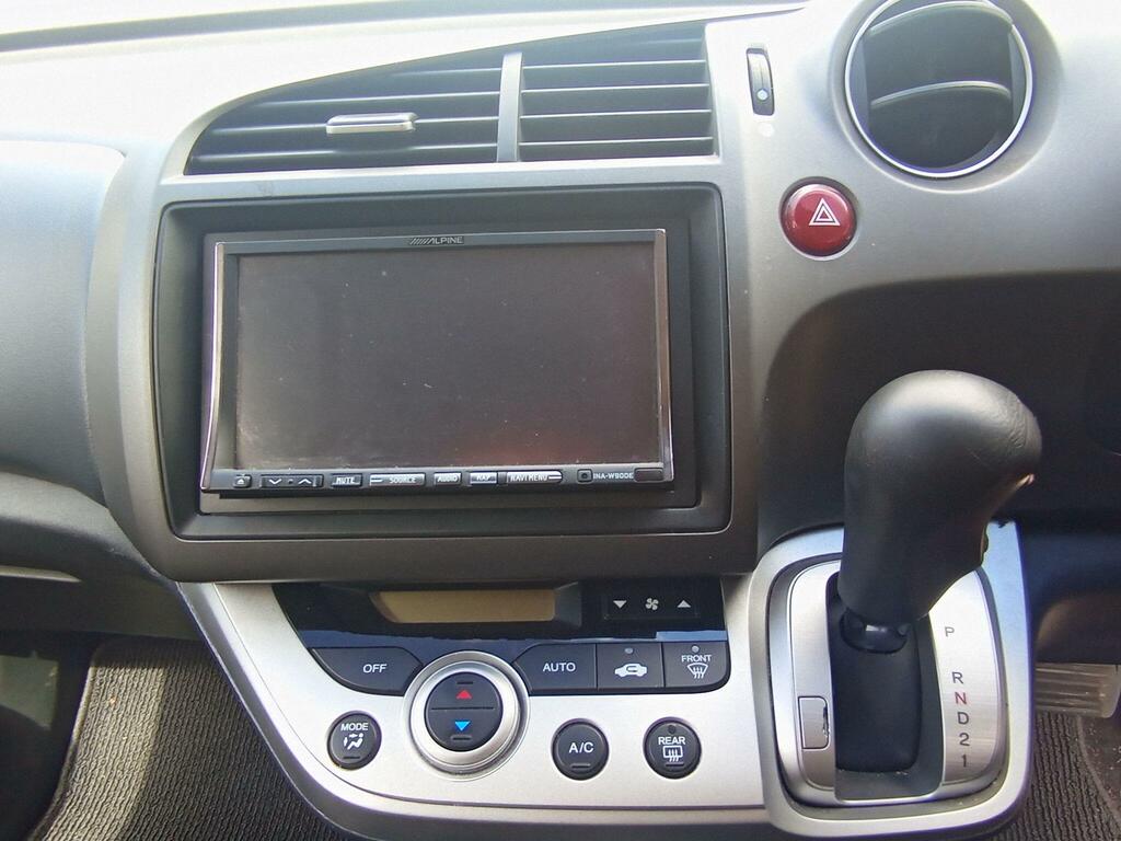 Honda Stream 1.8 Rsz Leather-seven Seater-ulez Silver #16