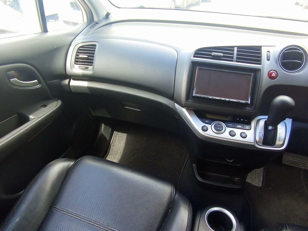 Honda Stream 1.8 Rsz Leather-seven Seater-ulez Silver #13