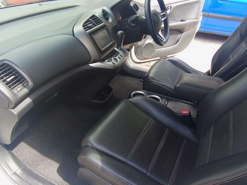 Honda Stream 1.8 Rsz Leather-seven Seater-ulez Silver #19