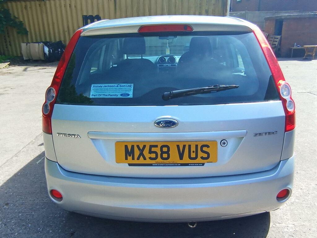 Ford Fiesta 1.25 Zetec Climate MX58VUS Silver #6