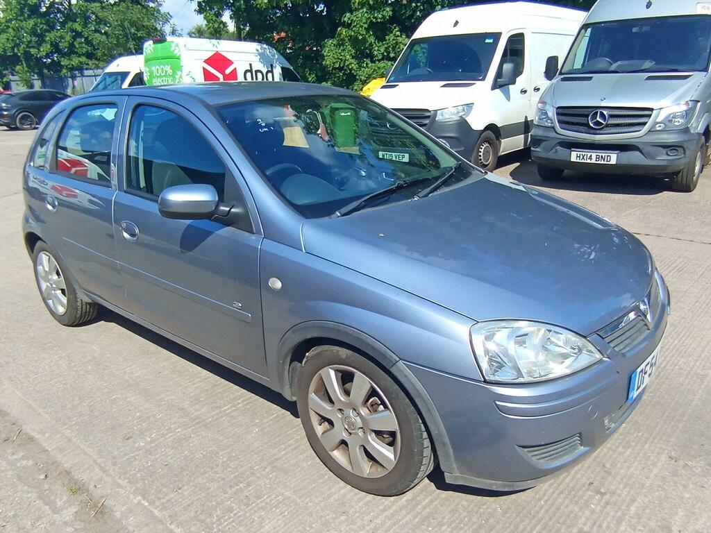 Vauxhall Corsa 1.0I 12V Breeze Ac Silver