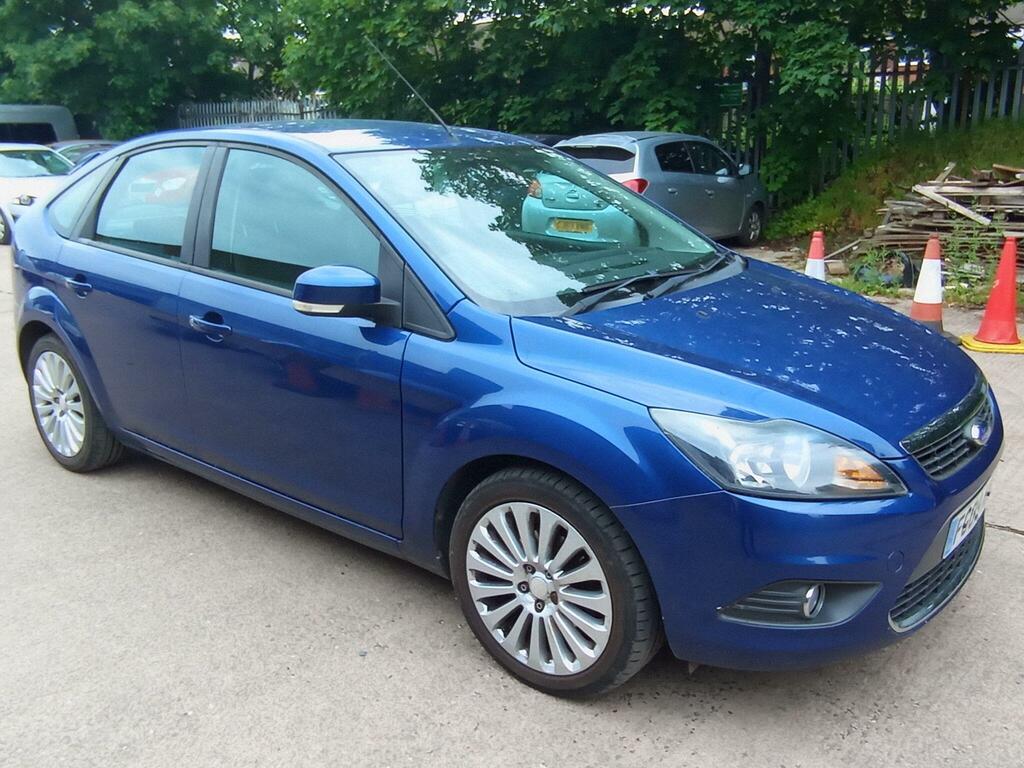 Ford Focus 1.6 Titanium Blue