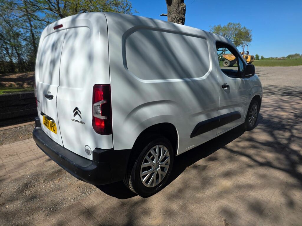 Citroen Berlingo 1.5 Bluehdi 1000 Enterprise M Panel Van LD69VPC White #4